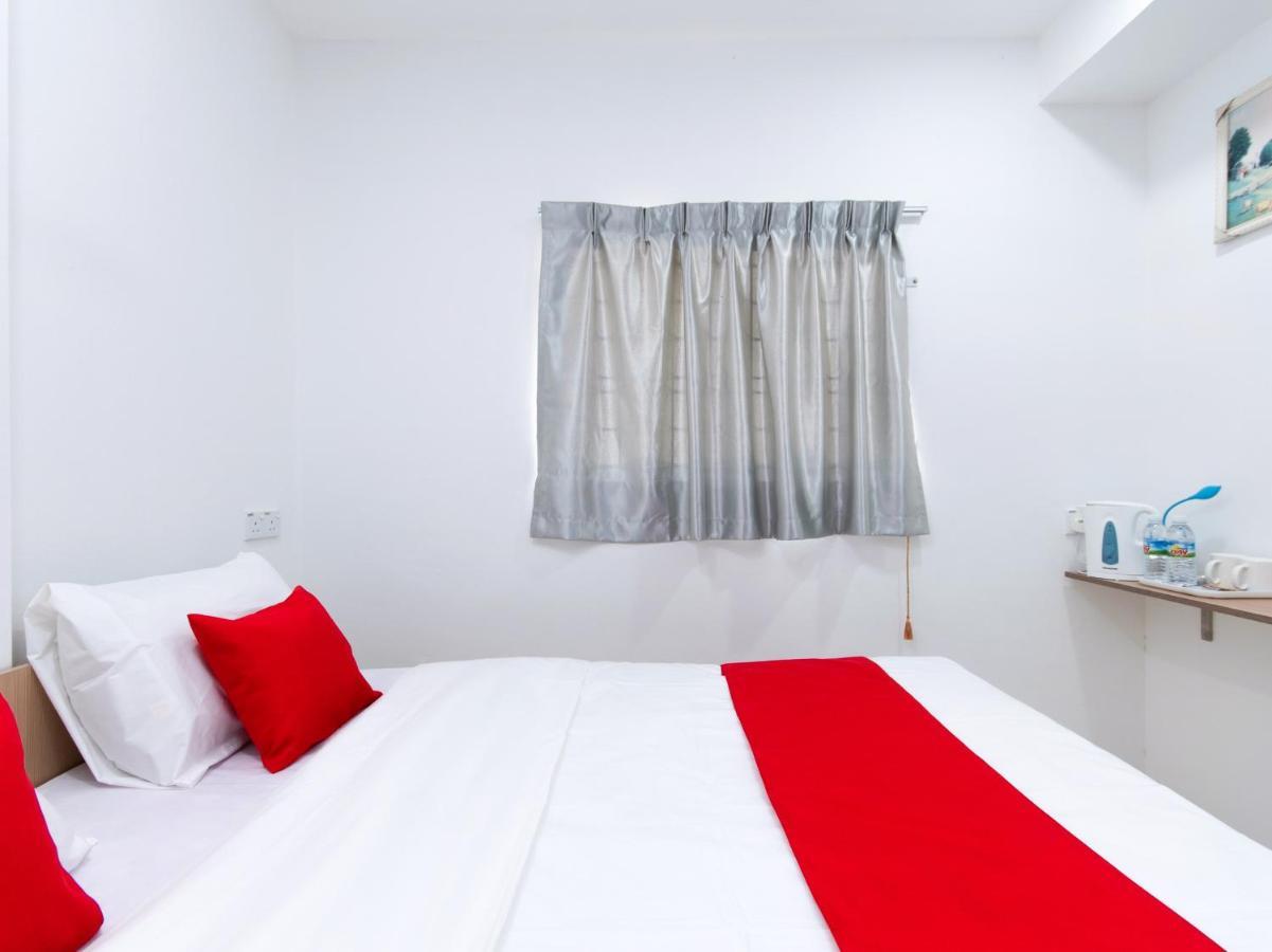 Oyo 44011 Weng Bee Guest House Kota Kinabalu Buitenkant foto