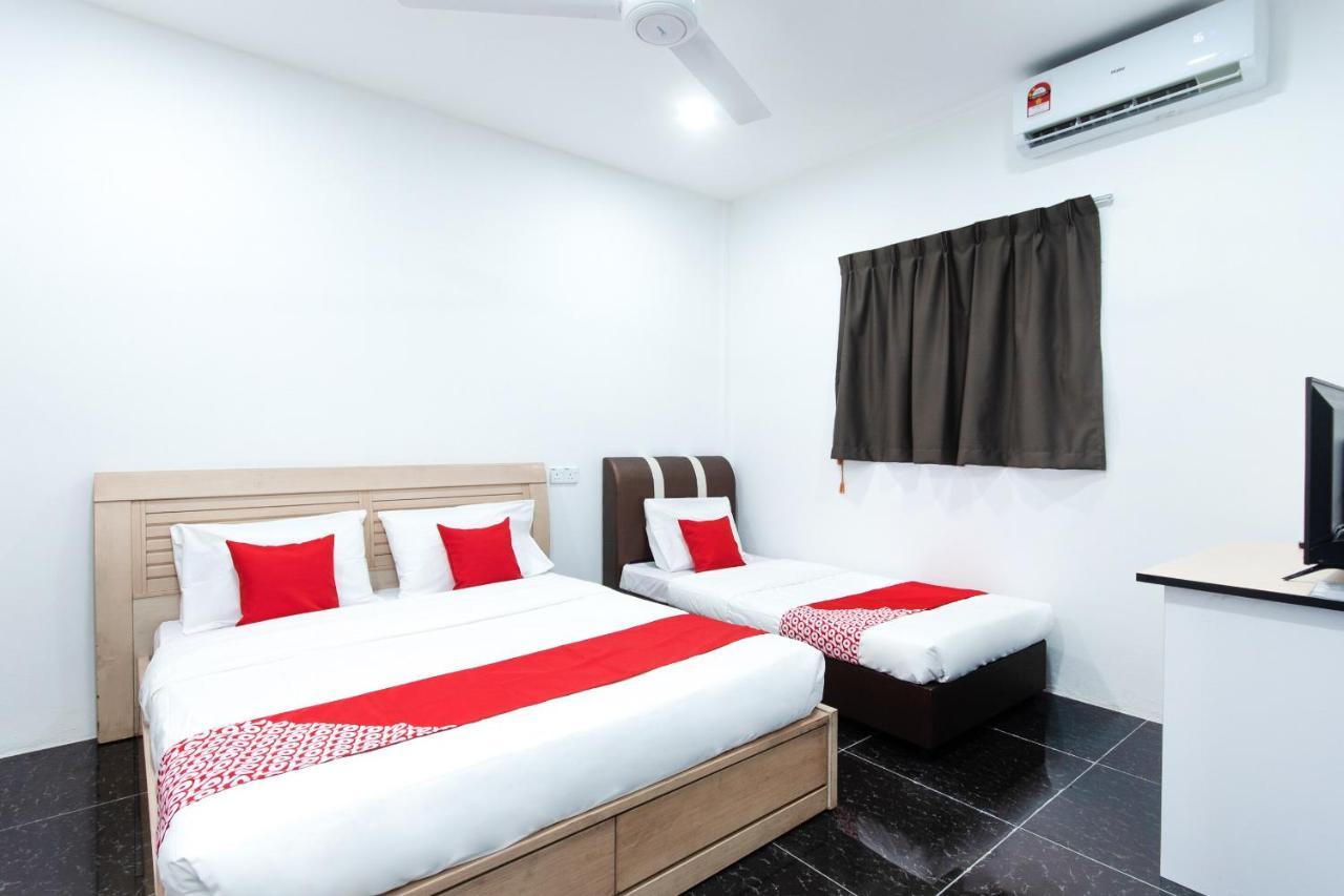 Oyo 44011 Weng Bee Guest House Kota Kinabalu Buitenkant foto