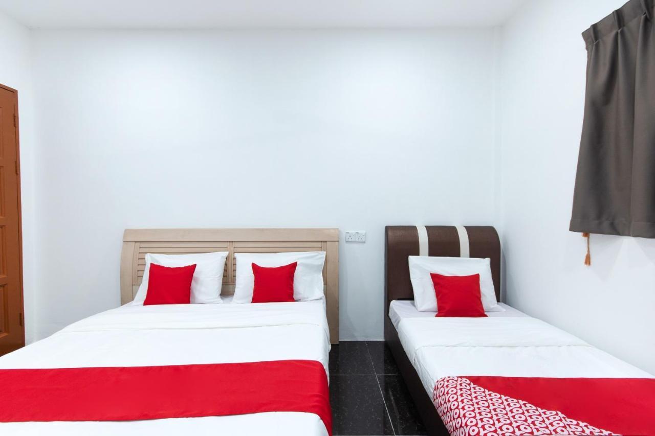 Oyo 44011 Weng Bee Guest House Kota Kinabalu Buitenkant foto