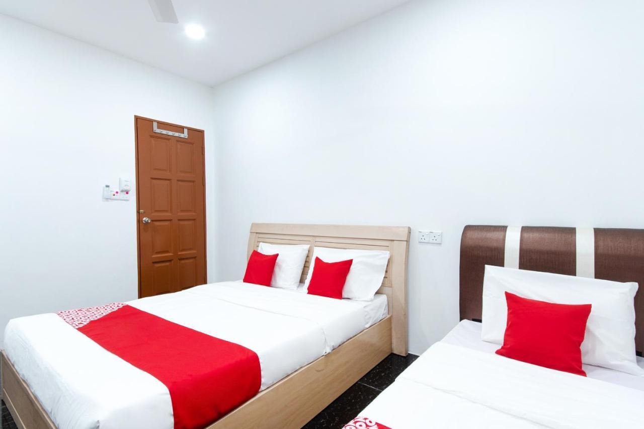 Oyo 44011 Weng Bee Guest House Kota Kinabalu Buitenkant foto