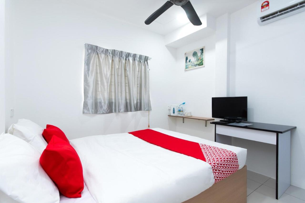 Oyo 44011 Weng Bee Guest House Kota Kinabalu Buitenkant foto