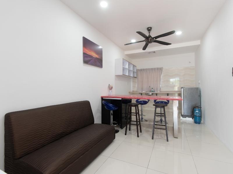 Oyo 44011 Weng Bee Guest House Kota Kinabalu Buitenkant foto